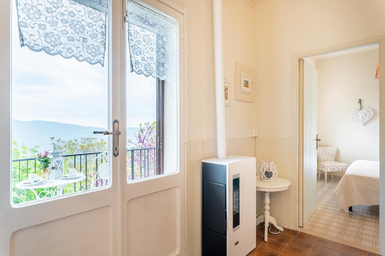 Appartement Sassi Scritti - Acero Montano à Montefegatesi Extérieur photo